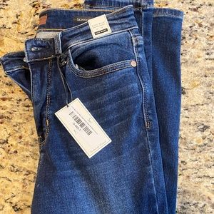 NWT Judy blue jean